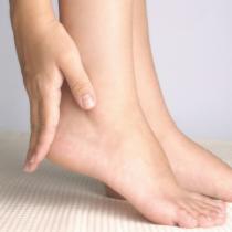 Topuk ağrısı ne anlama geliyor?